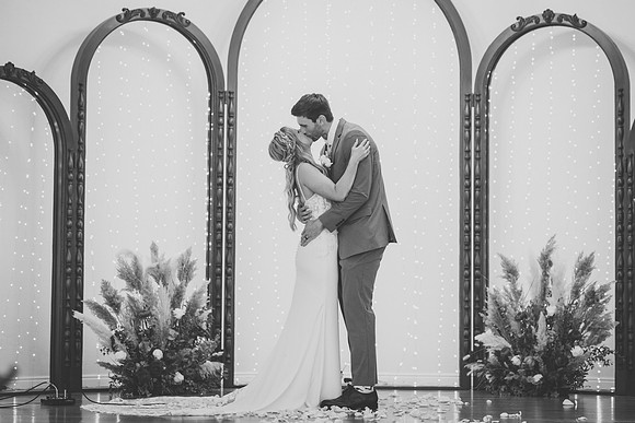 H&Dwedding122BW