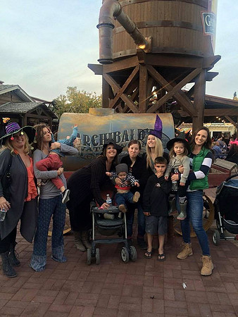 Girls at Gardner Village Oct 2015