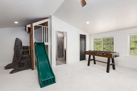 353 Reserve Dr_22_Web
