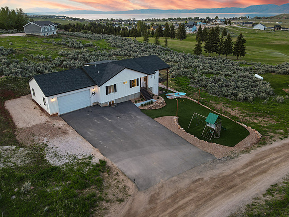 135 Hook Cir_01