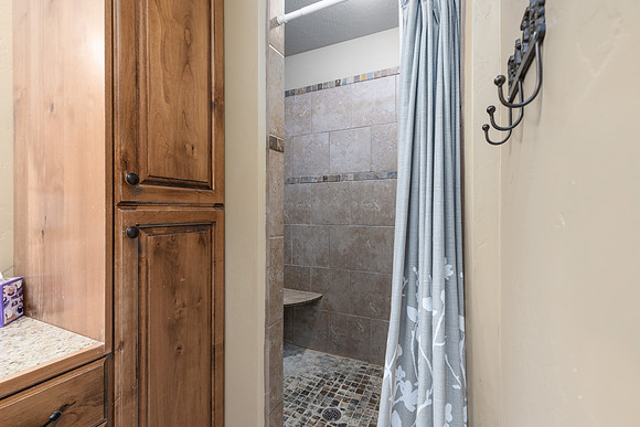 2930 Country Club Way_16_Print